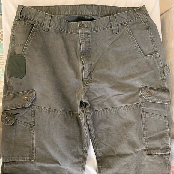 Carhartt cargo in great used condition - Picture 3 of 8